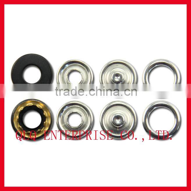Nine Claw Shaped Button