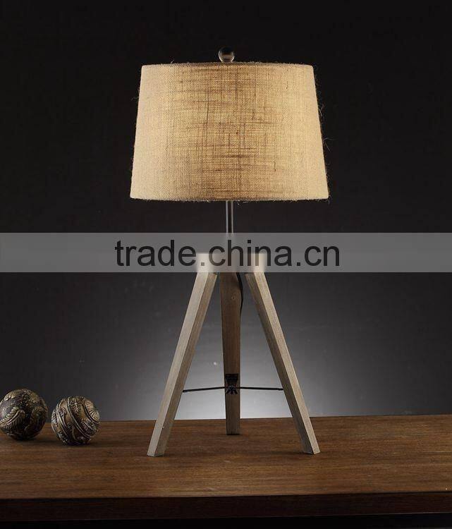 Tripod Accent Table Lamp With Linen shade