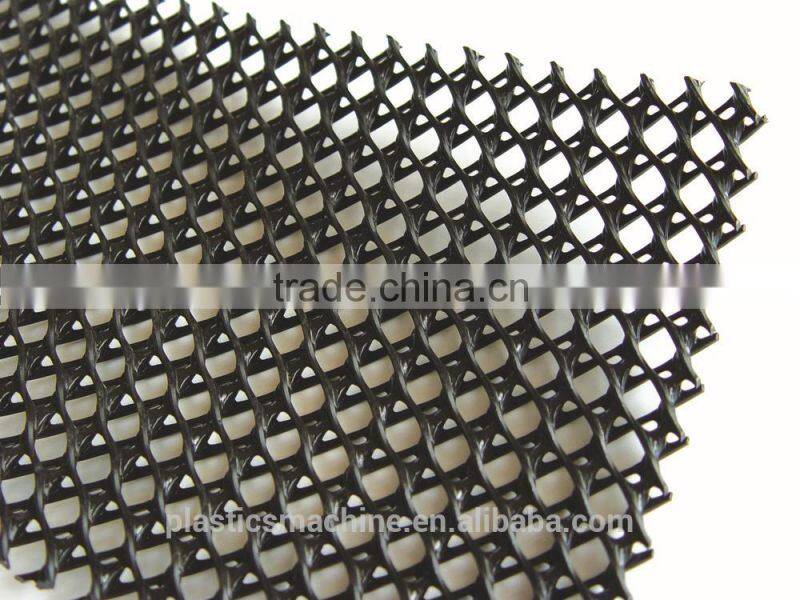 Plastic 3D mesh machine and technology