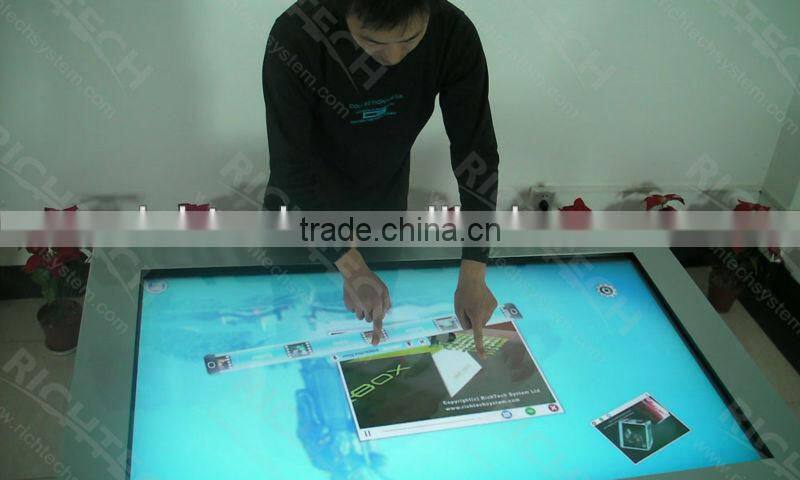 (NEW Design!) RichTech 46'' Rotatable Bracket multi-touch table