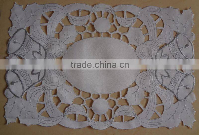 wholesale Xmas round table cloth , round table cloth cutwork