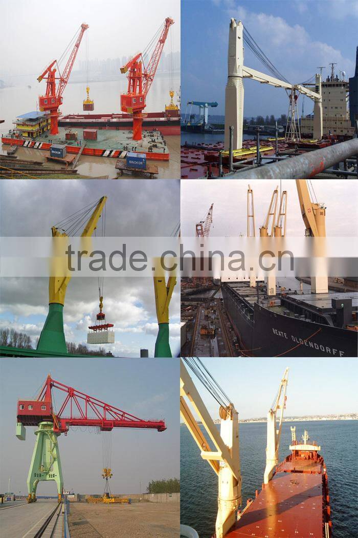Electric and hydraulic deck crane