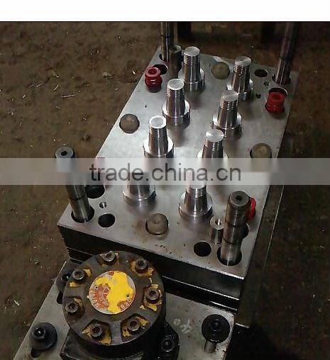 cosmetic plastic screw cap mould