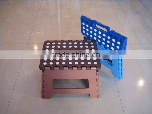 Portable Folding Step Stool Non-Slip Holds 300lbs