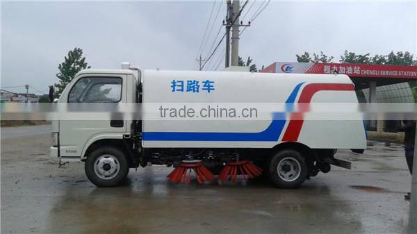 hot sale dongfeng 6 wheels 3tons new road sweeper