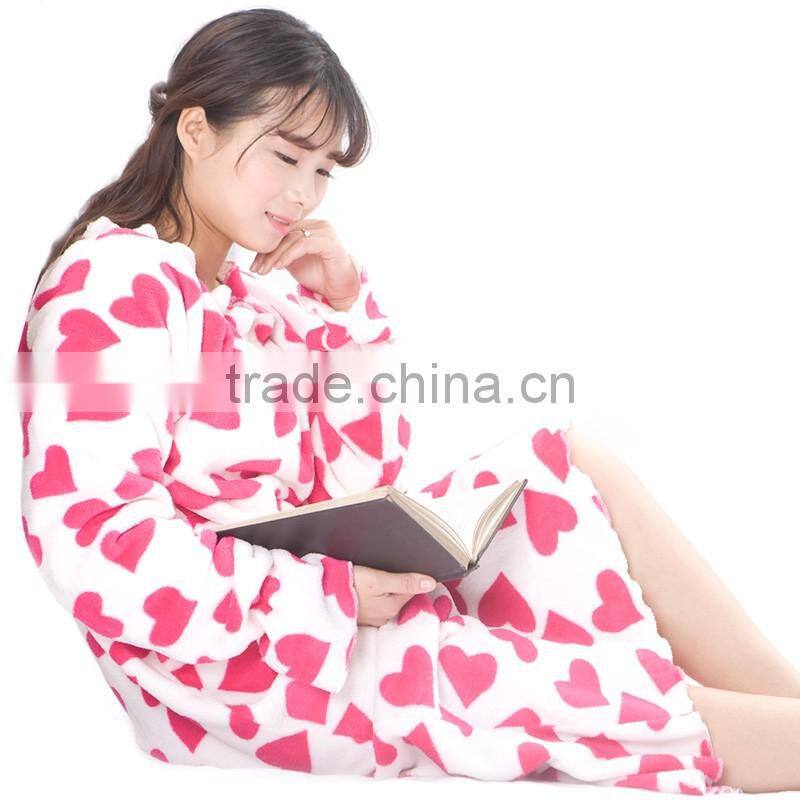 Heart printed women bathrobe