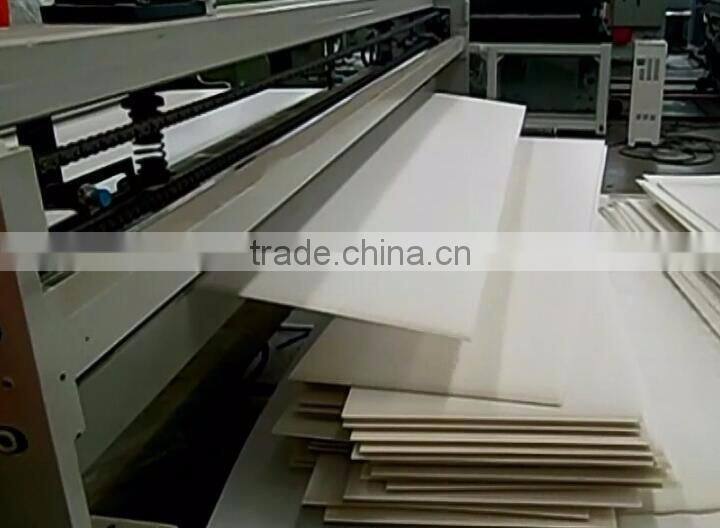 Multiwall plastic sheet making machine