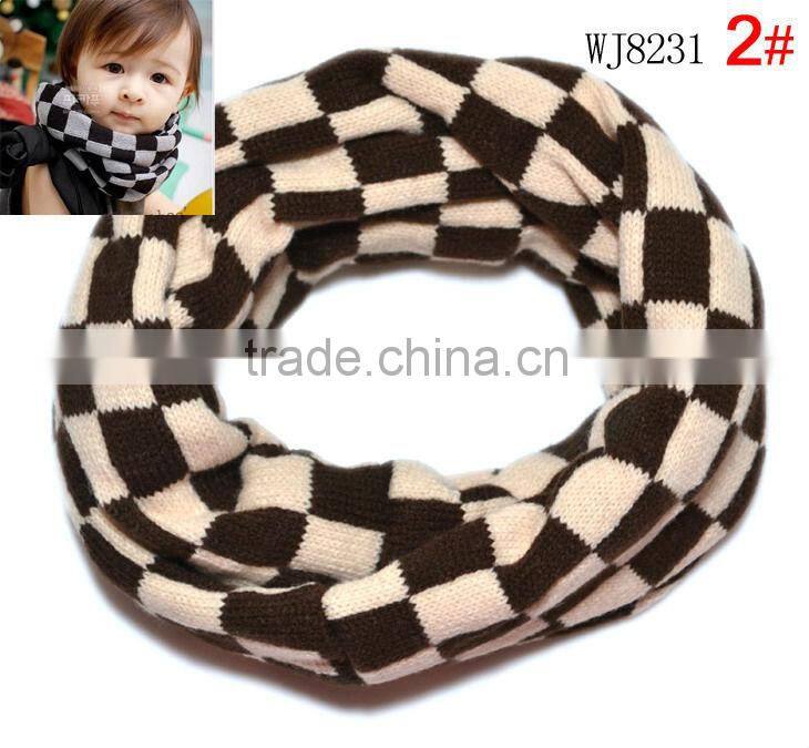 Checked Circle Wool Knitted Baby Scarf