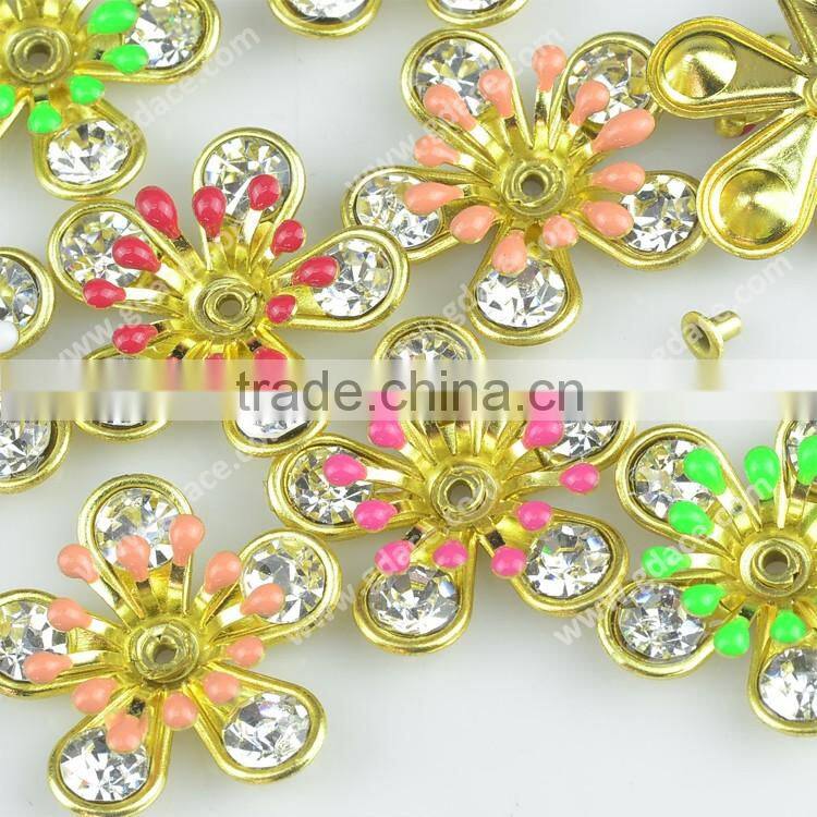 Small decorative craft metal flower, antique imitation craft metal flowers wholesale