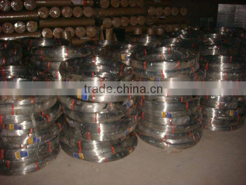 ganado cerca de alambre ovalada