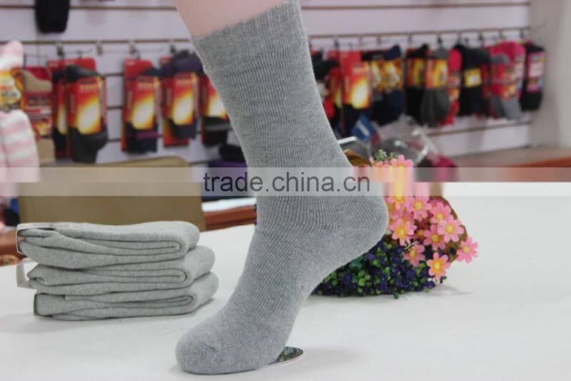New Men's Business Style Plain Crew Quarter Cotton Socks