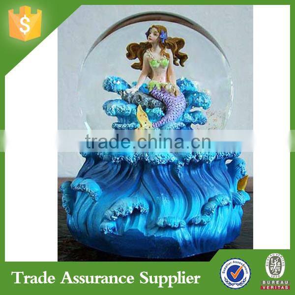 Indoor Decorative Polyresin Snow Globe With Dolphin