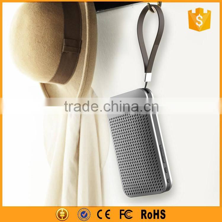 2 in 1 metal power bank bluetooth speaker built-in 5000mah battery