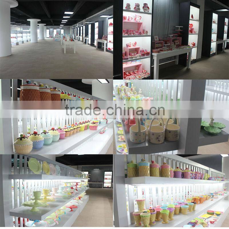 Full Win decorative high quality ceramic flower vase with heart design