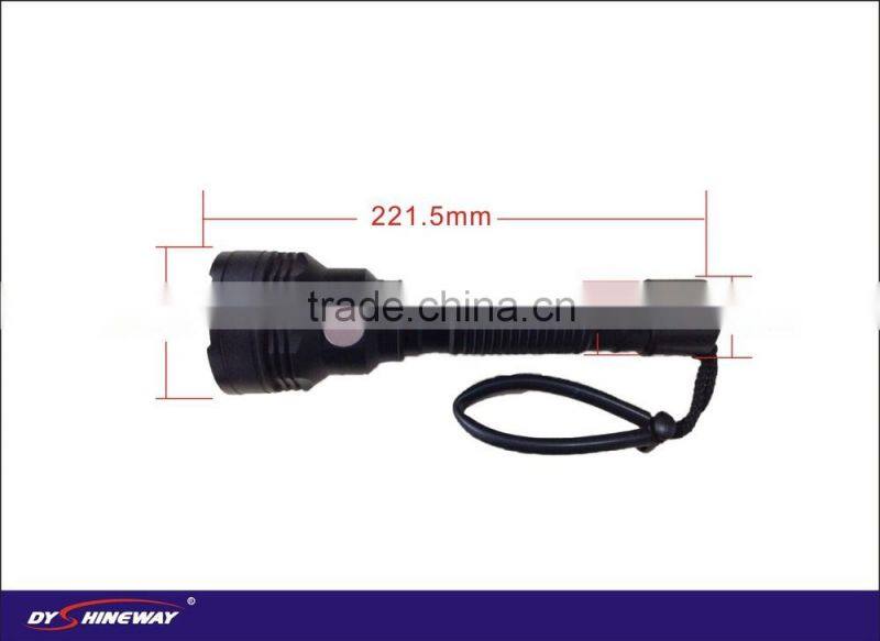 super bright,30w,XML2 LED,3000LUMEN,100meters waterproof,8V,2*26650 RECHARGAEABLE LIION BATTERIES,2 HOURS RUNTIME WITH FULL POWE