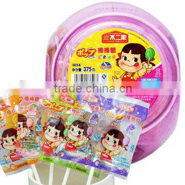 Flat lollipop wrapping machine
