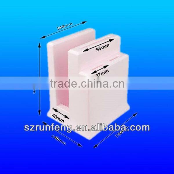 Plastic kitchen pot rack