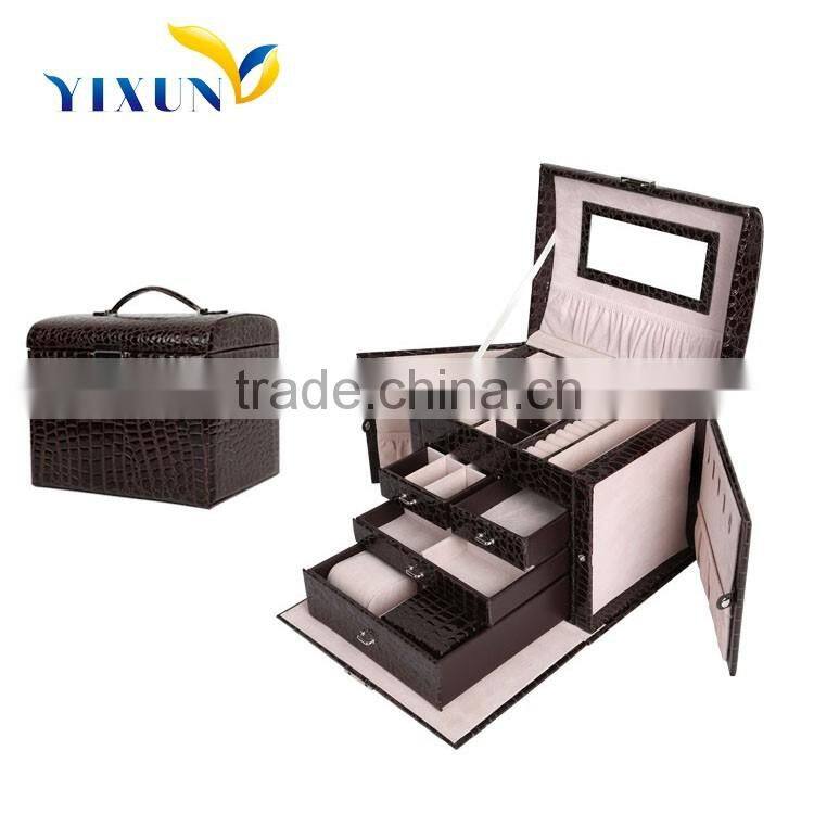 Beautiful Faux leather jewelry display box