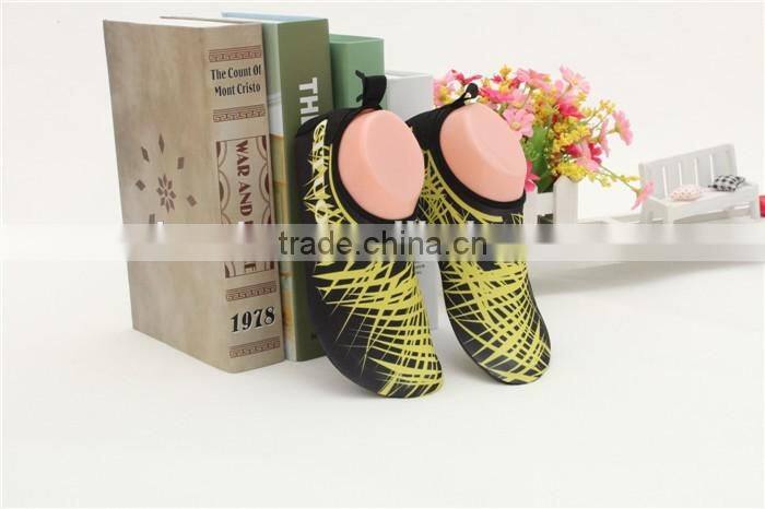 Soft skin shoes / Anti-slip casual shoes / Thermal Plastic Rubber sole