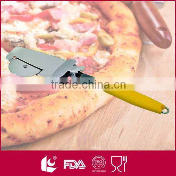 Cheese knife set