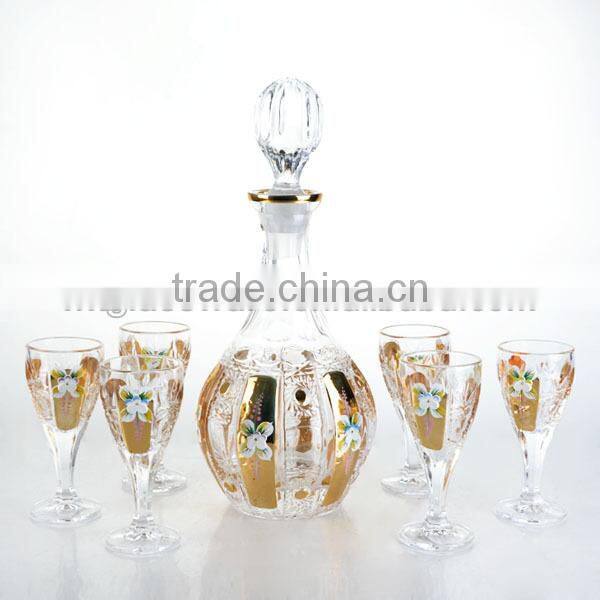 elegant beautiful green and golden wine glass set