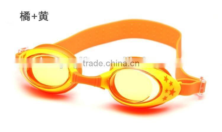 2016 Comfortable Silicone Swimming Goggle with Anti-Fog Lens