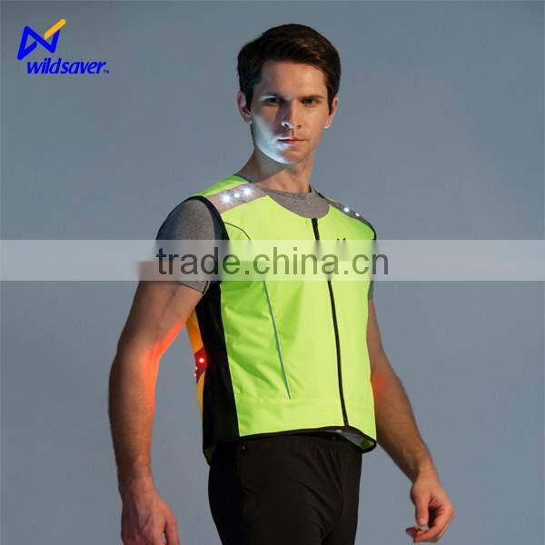 Sale Wholesale led cycling clothing/mens waterproof sport jacket