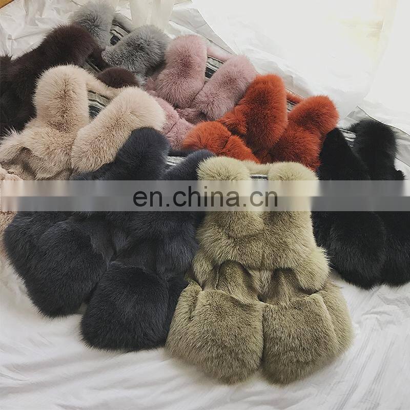 Wholesale New Fashion OEM Factory Real Fox Fur Vest/Coat for Women