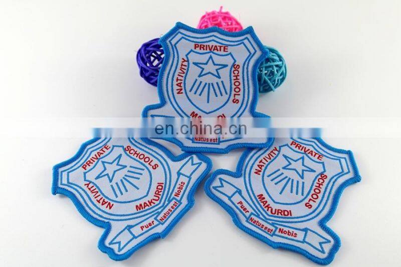 die-cut shape beatiful white background school woven badge customized cheap woven badge for kids personal woven badge for cloth