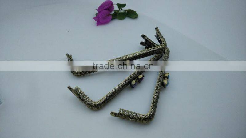 KINGSO 5PCS Retro Metal Frame Purse Coin Bag Kiss Clasp Lock DIY Craft 12.5*5.5 cm Assorted Lotus Bead