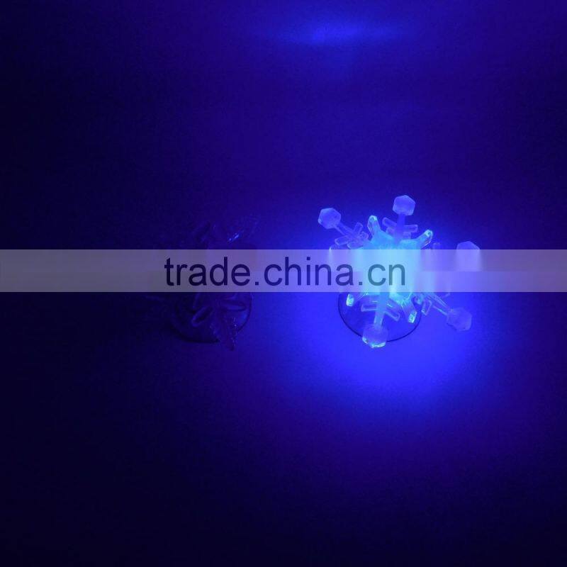 LED Light Color Changeable Glittering Plastic Snowflake Light Lamp w/Sucker for Christmas