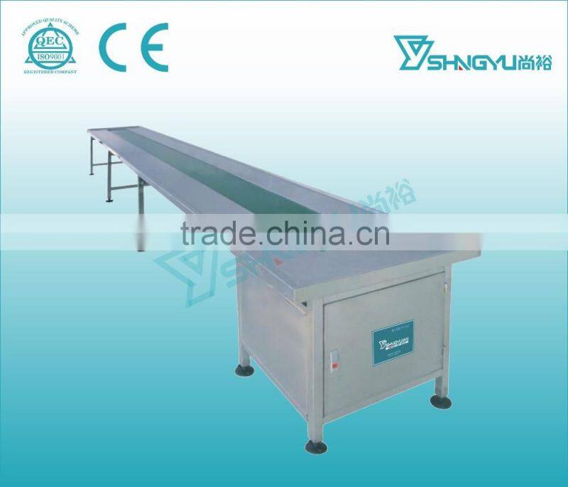 Low cost bst selling stainless steel belt conveyor table/PVC types conveyor belt conveyor for glass bottle PET bottle