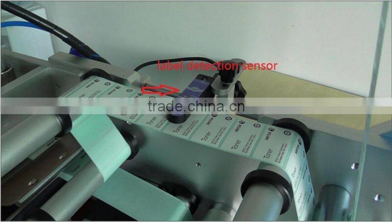 Auto Flat bottle Labeling Machine surface labeler,adhesive labeling machine ,shampoo flat surface labeling