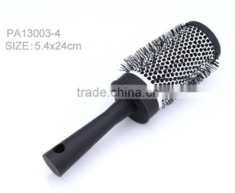 hair straightening brush with antistatic material