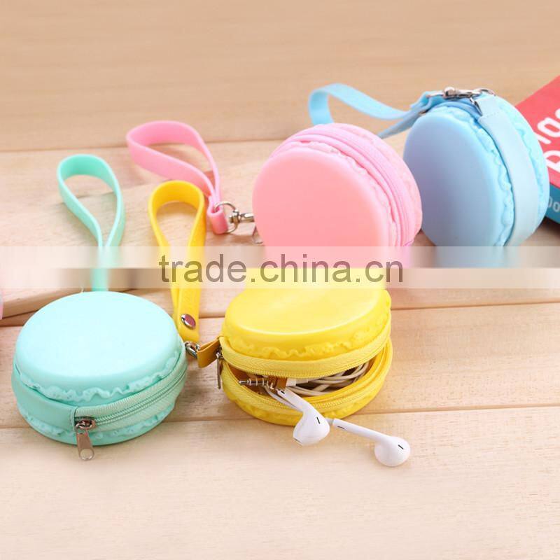 Ear Buds And Phone Stand Combo ,Earbuds In Round Silicone Case