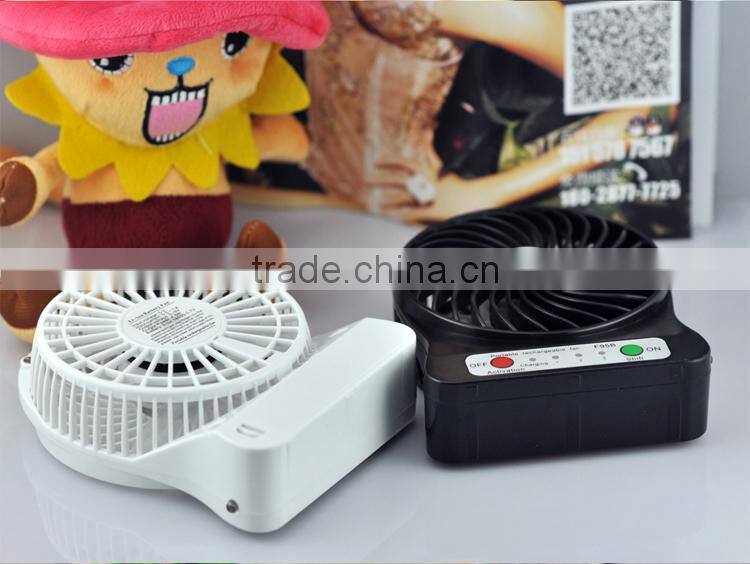 portable mini fan with battery for camping or travelling