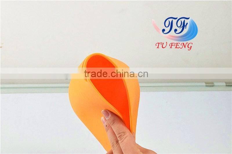 FOLDABLE WATER BARREL, Easy clean food grade pack away folding collapsible silicone bucket