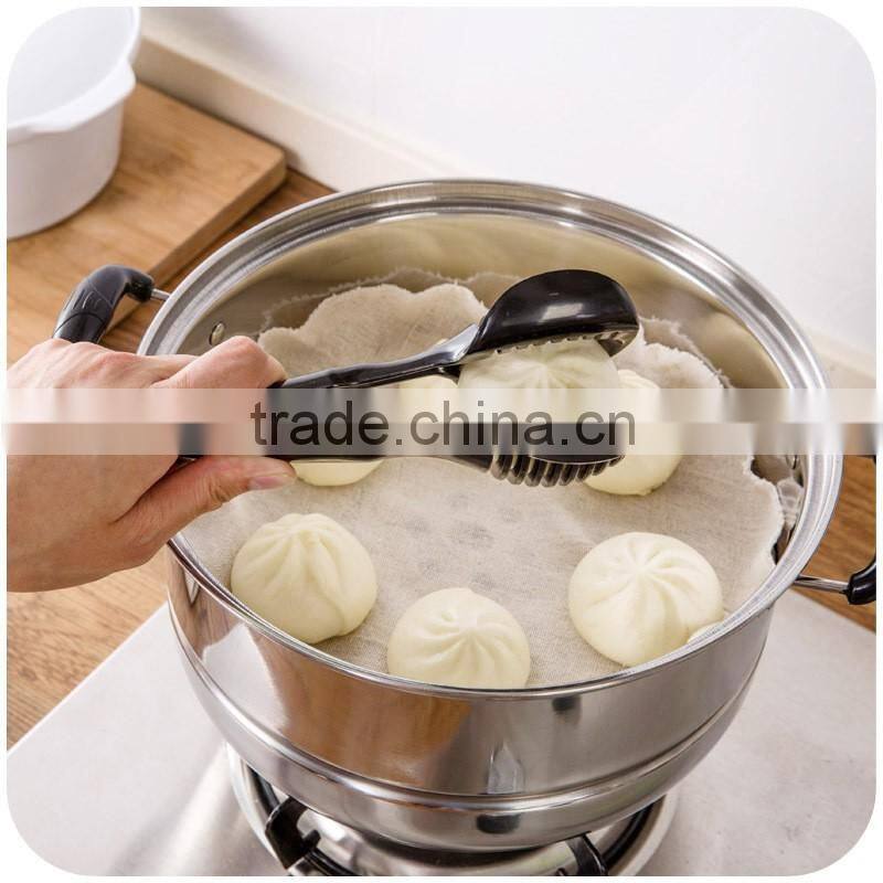 Vegetable and fruit slicer