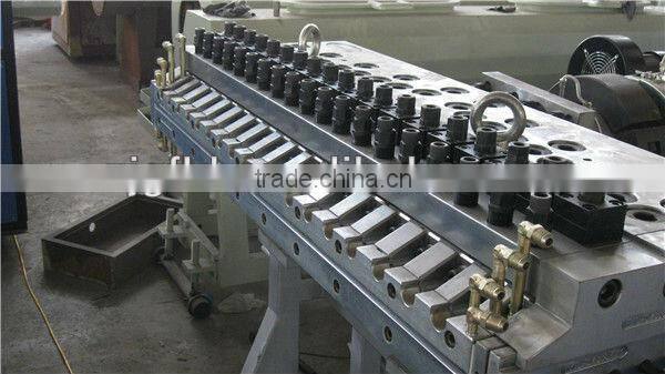 WPC board making machine