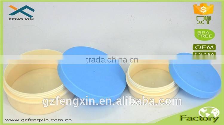 Plastic jar with cap for cream bottle