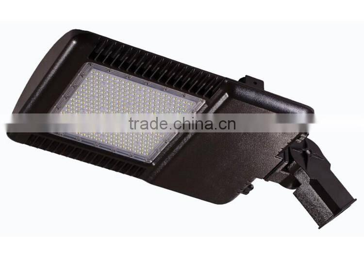 UL DLC TUV GS SAA LED Street Light Retrofit Dusk to Dawn LED Fixture