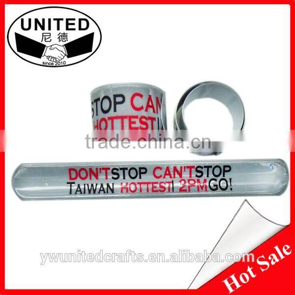 2015 high quality custom made personal new pvc slap bangles