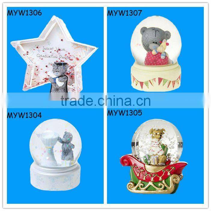 personalized famous bride and groom themed resin wedding favor water globes