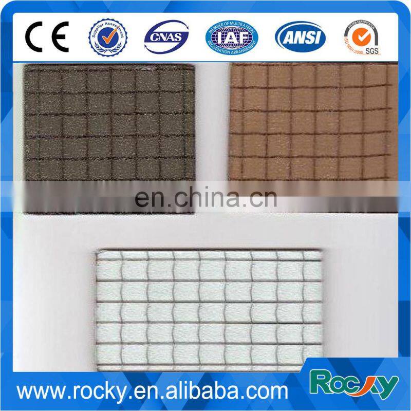 Patterned Glass With Chicken Wire