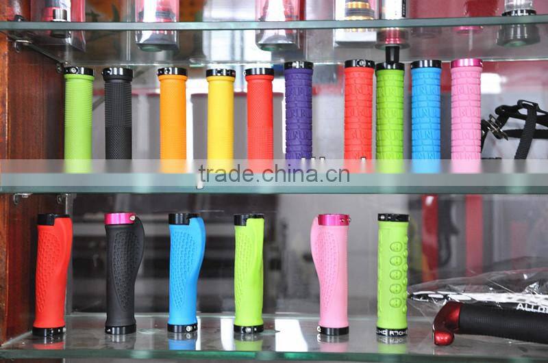handlebar grips /cycling parts