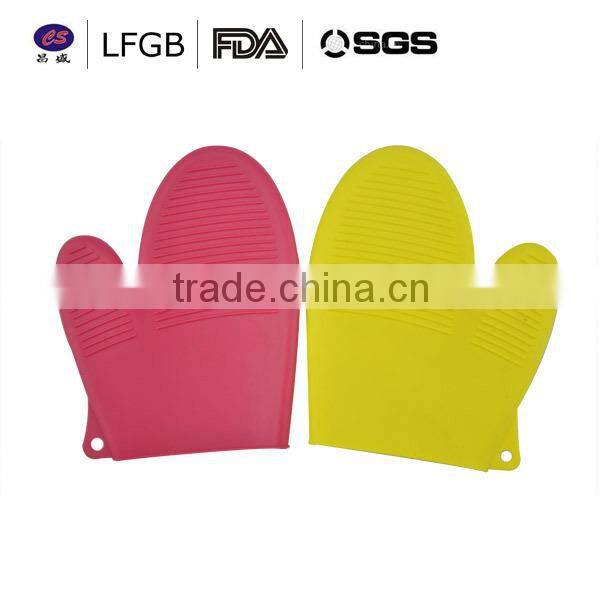 2014 Environmental factory price customized colorful silicone gloves