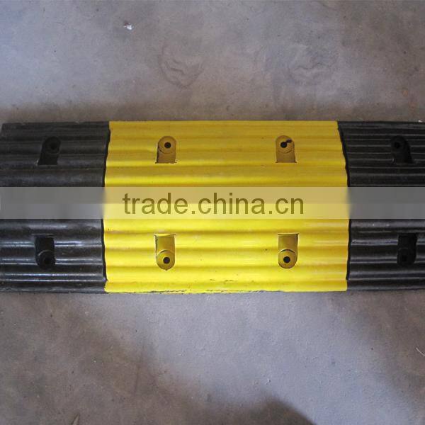 High quality yellow and black road bump