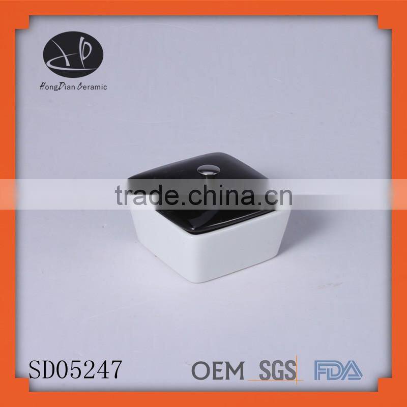 Porcelain Plain White Sushi Soy Sauce Dipping Plate Dishes,Bowl with lid,used chafing dishes,China dishes wholesale