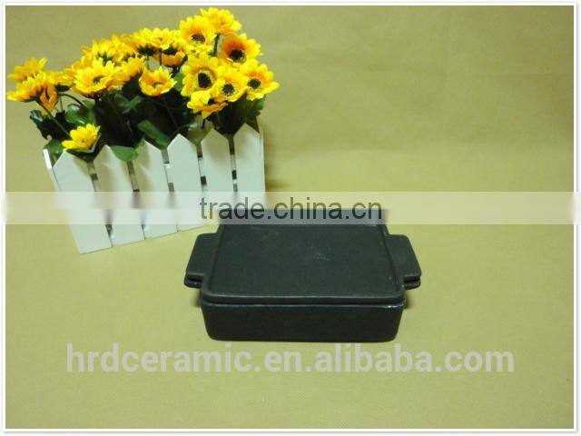 wholesale daily use square black porcelain with lid ceramic bakeware