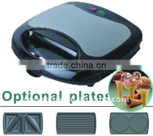 Electric sandwich maker with changeable plate